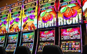 Jackpot Slots ဆု ဝင်ရောက်ကစားနေသော မြင်ကွင်း